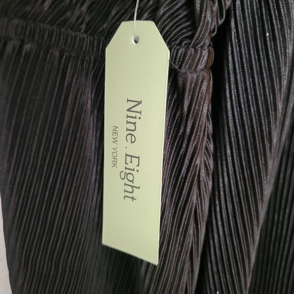 Nine.Eight New York Black Pleated Maxi Dress 3X V-Neck With Tie Closure Womens - Picture 6 of 8